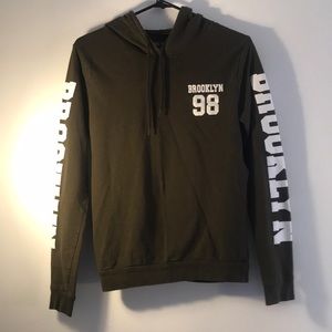 Green Brooklyn, New York t shirt w/hood
